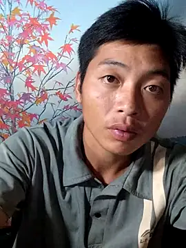 Snapshot of LuPhungg chatting on 23, 9, 2025 LuPhungg online show from 23, 9, 2025