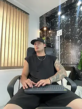 Alexander ferre online show from 5, 4, 2026