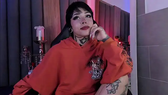 misstomie  online show from 3, 4, 2026