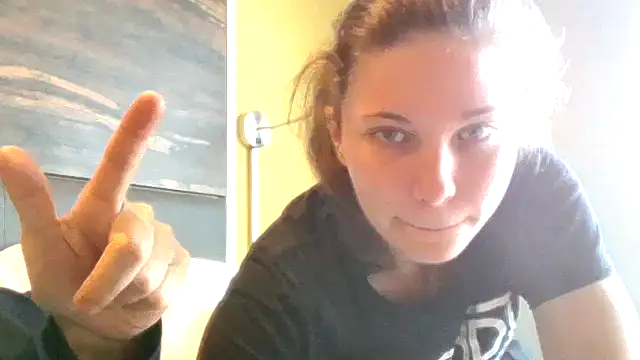 Snapshot of Throatgoat2026 chatting on 1, 12, 2025 Throatgoat2026 online show from 1, 12, 2025