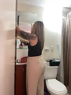 Snapshot of MorganHot0809 chatting on 19, 11, 2025 MorganHot0809 online show from 19, 11, 2025