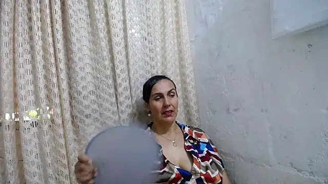 gabbyparker  online show from 18, 10, 2025