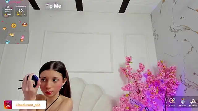Snapshot of Cloedurant chatting on 4, 10, 2025 Cloedurant online show from 4, 10, 2025