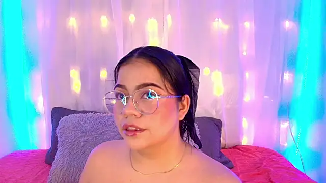 LilyRousee online show from 19, 12, 2025