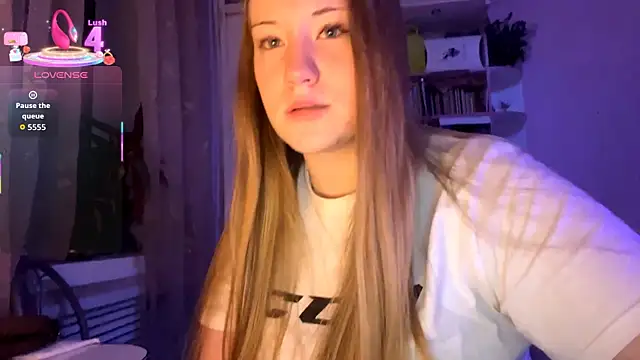 PandaFluff online show from 12, 9, 2025