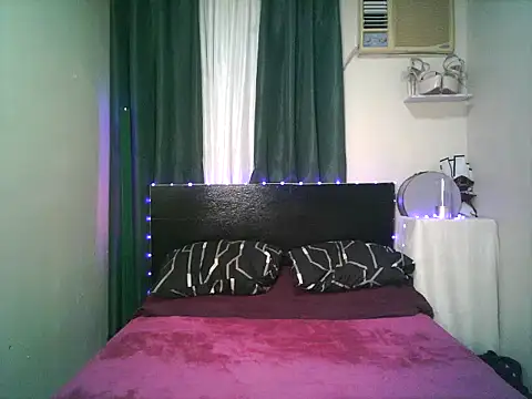 Snapshot of Sweet-shopia chatting on 10, 10, 2025 Sweet-shopia online show from 10, 10, 2025