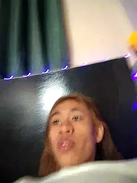 Snapshot of Sweet-shopia chatting on 17, 10, 2025 Sweet-shopia online show from 17, 10, 2025