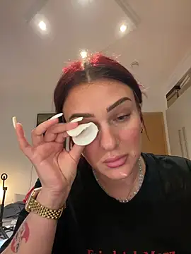 OliviaaFischer online show from 8, 7, 2026