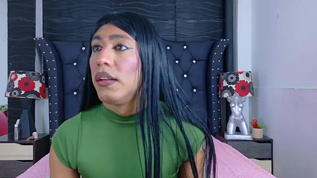 Lucia-Horny24 online show from 13, 11, 2025