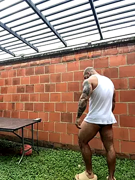 Andrew Johnnson online show from 20, 10, 2025