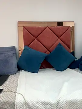 Snapshot of emma_hot2006 chatting on 4, 10, 2025 emma hot2006 online show from 4, 10, 2025