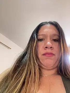 Snapshot of emma_hot2006 chatting on 18, 10, 2025 emma hot2006 online show from 18, 10, 2025