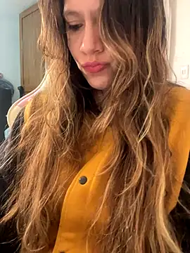 Snapshot of emma_hot2006 chatting on 1, 12, 2025 emma hot2006 online show from 1, 12, 2025