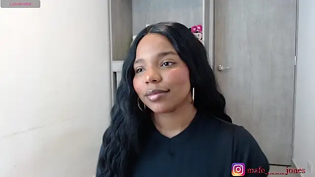 Snapshot of Chanell_mina chatting on 21, 11, 2025 Chanell mina online show from 21, 11, 2025