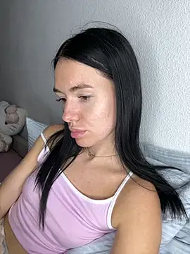 Snapshot of karrr__aaa chatting on 25, 9, 2025 karrr aaa online show from 25, 9, 2025