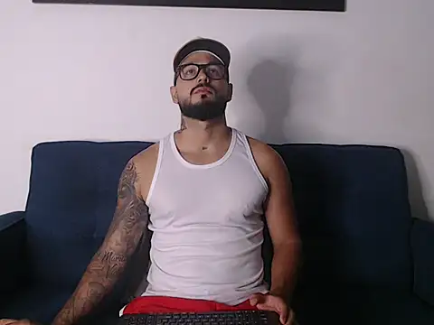 Snapshot of Eric_Evans1 chatting on 30, 10, 2025 Eric Evans1 online show from 30, 10, 2025