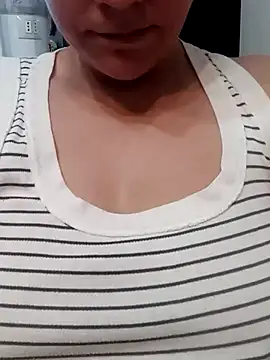 Cassandrina1 online show from 7, 10, 2025