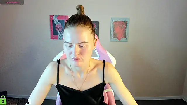 Wanda Gomez online show from 26, 9, 2025