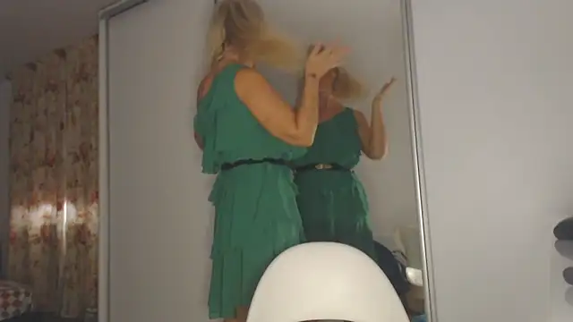 merlyn4 online show from 4, 10, 2025