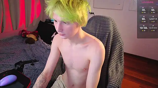 Snapshot of Your_avatar chatting on 28, 11, 2025 Your avatar online show from 28, 11, 2025