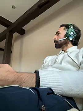 Snapshot of SergioGarcia93 chatting on 8, 11, 2025 SergioGarcia93 online show from 8, 11, 2025