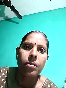 Snapshot of Suhana_pandit chatting on 22, 9, 2025 Suhana pandit online show from 22, 9, 2025