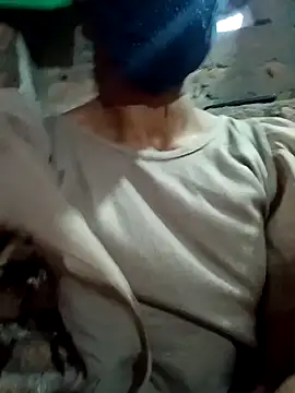 Snapshot of priyastrip314 chatting on 4, 10, 2025 priyastrip314 online show from 4, 10, 2025