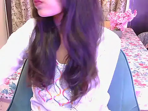 hoty-priya online show from 19, 12, 2025