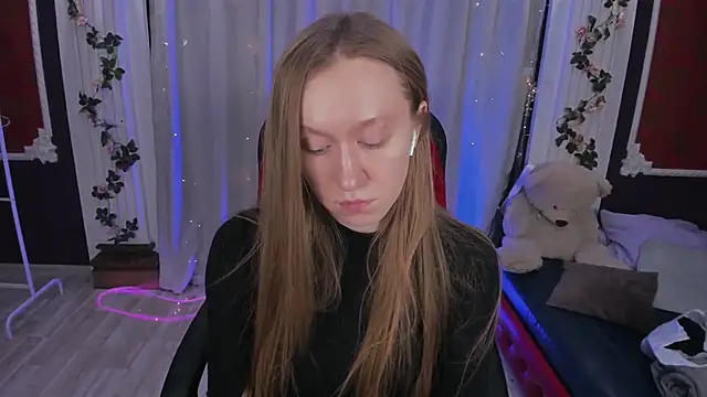 Snapshot of -Seava chatting on 1, 12, 2025 -Seava online show from 1, 12, 2025