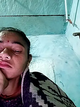 Snapshot of PoojaPleasure chatting on 11, 11, 2025 PoojaPleasure online show from 11, 11, 2025