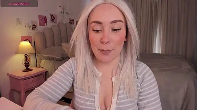 Snapshot of sofi_graay chatting on 28, 2, 2026 sofi graay online show from 28, 2, 2026