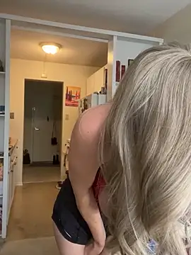 Snapshot of Canada_DD chatting on 20, 12, 2025 Canada DD online show from 20, 12, 2025