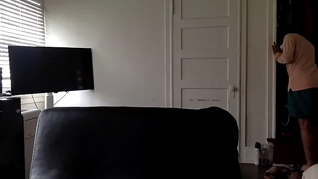 Diodre Benyoon online show from 17, 2, 2026