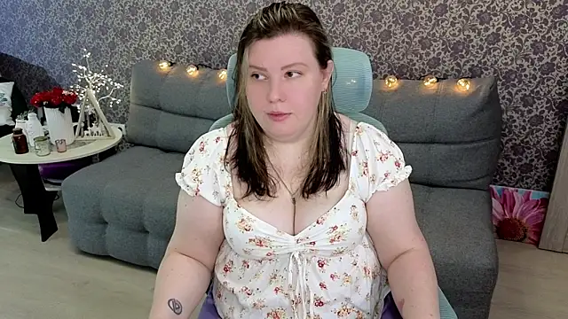 Snapshot of Lillit__ chatting on 18, 9, 2025 Lillit   online show from 18, 9, 2025