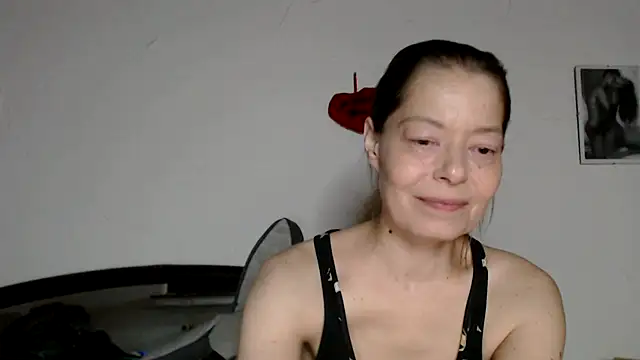 SexySarah177 online show from 8, 2, 2026