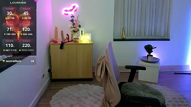 Miss Lucifer6 online show from 25, 3, 2026