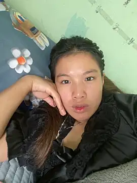 Snapshot of QueenLink chatting on 13, 10, 2025 QueenLink online show from 13, 10, 2025