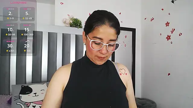 Alana steel 1 online show from 21, 10, 2025