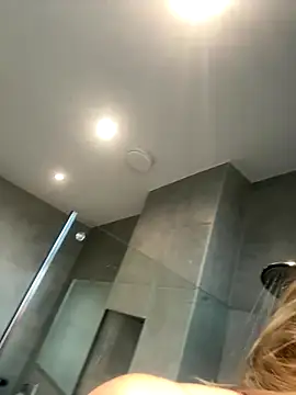 Chloemillerrxx online show from 20, 11, 2025