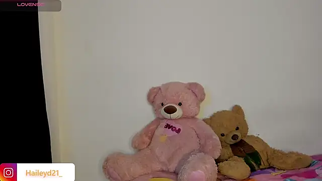 HaileyDuke online show from 28, 3, 2026