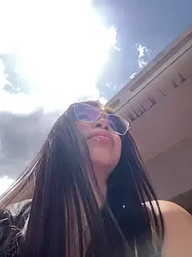 Snapshot of Maddy_Piink chatting on 5, 2, 2026 Maddy Piink online show from 5, 2, 2026