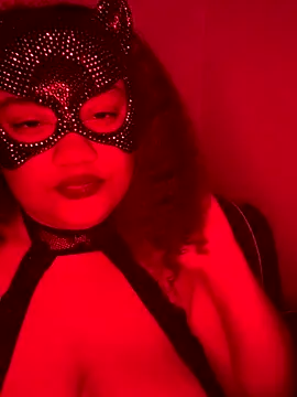 Snapshot of NikoTingles chatting on 14, 9, 2025 NikoTingles online show from 14, 9, 2025