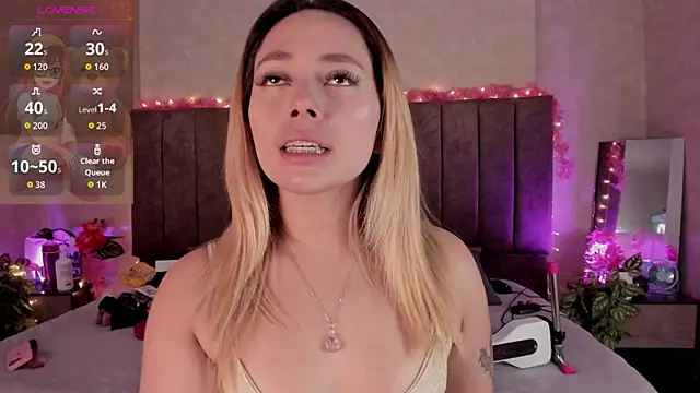 LanaMills  online show from 2, 6, 2026