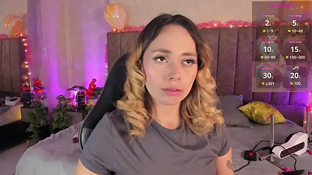 LanaMills  online show from 6, 6, 2026