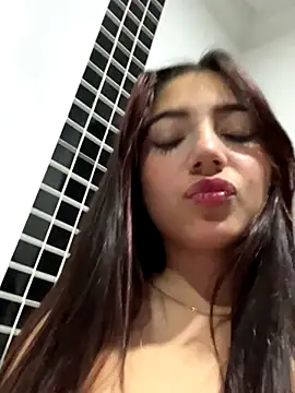 Snapshot of LisaGoddes chatting on 10, 10, 2025 LisaGoddes online show from 10, 10, 2025