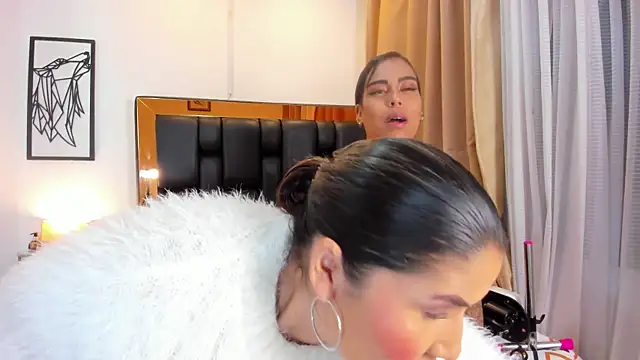 GiorgineTaylor online show from 26, 9, 2025