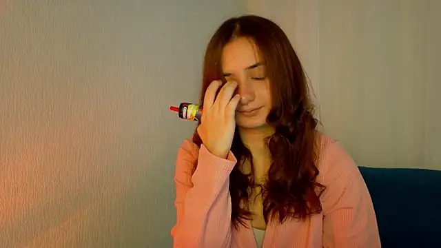 Lelia Vibe online show from 22, 10, 2025