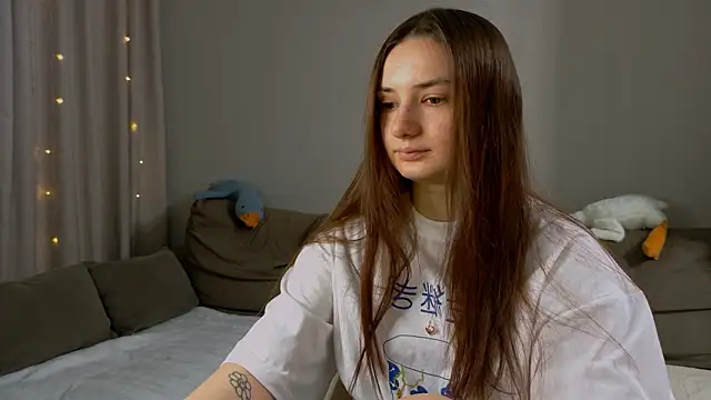 Snapshot of Lelia_Vibe chatting on 2, 2, 2026 Lelia Vibe online show from 2, 2, 2026