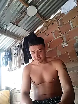 Snapshot of hoteder chatting on 5, 11, 2025 hoteder online show from 5, 11, 2025