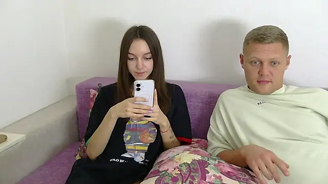 Snapshot of NotSoSweetDasha chatting on 17, 10, 2025 NotSoSweetDasha online show from 17, 10, 2025